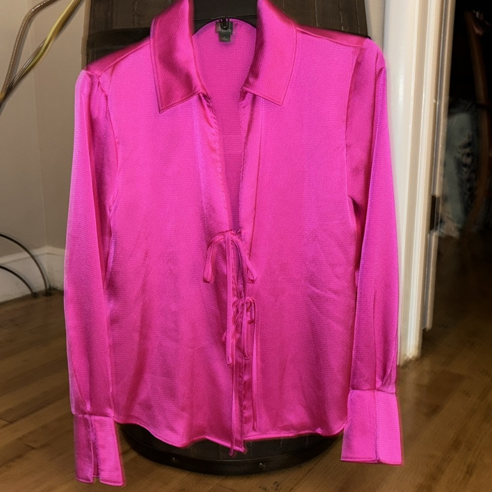 Pink blouse - Picture 2 of 5
